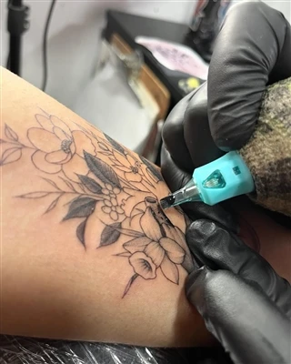 Els tatuatges afecten la capacitat de la meva pell de sentir el tacte o la suor?