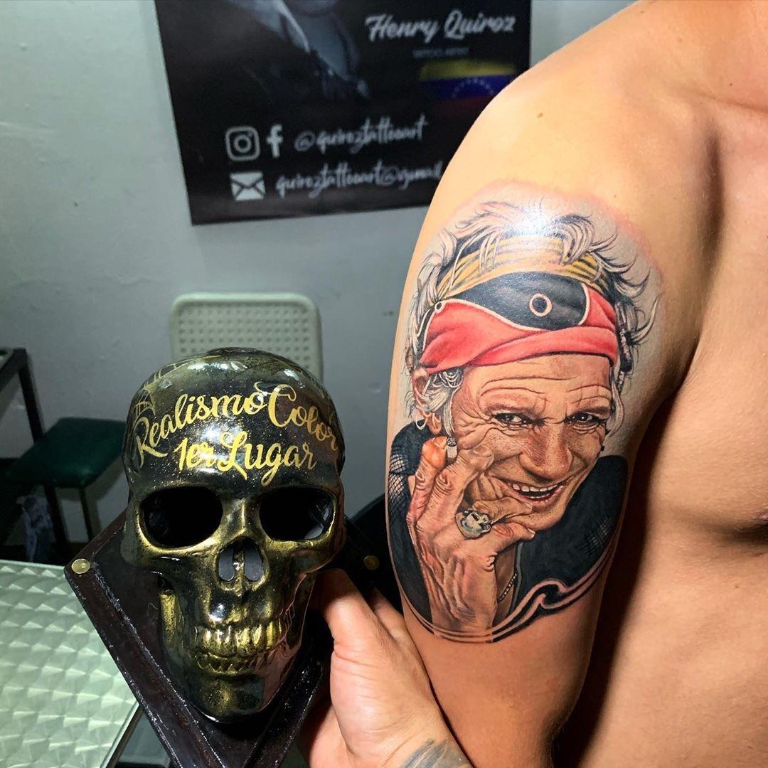 Cartutxos d’espurna Artistes de tatuatges de proteïnes a Veneçuela